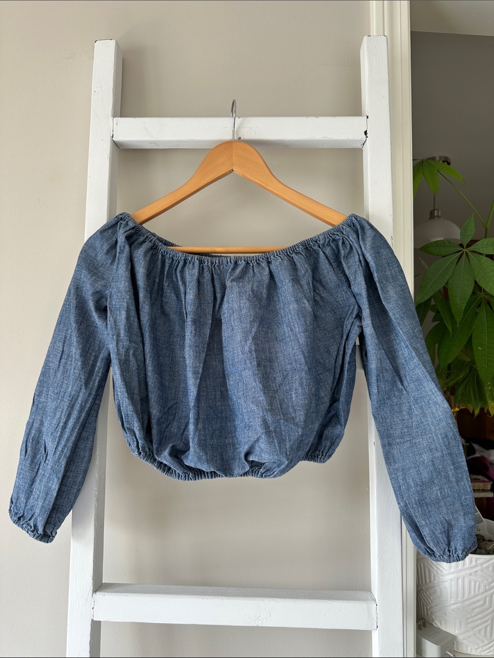 Theory Waleska Off the Shoulder Crop Top